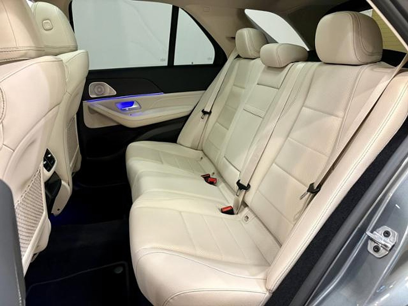New 2026 Selenite Grey Metallic Mercedes-Benz  image 47