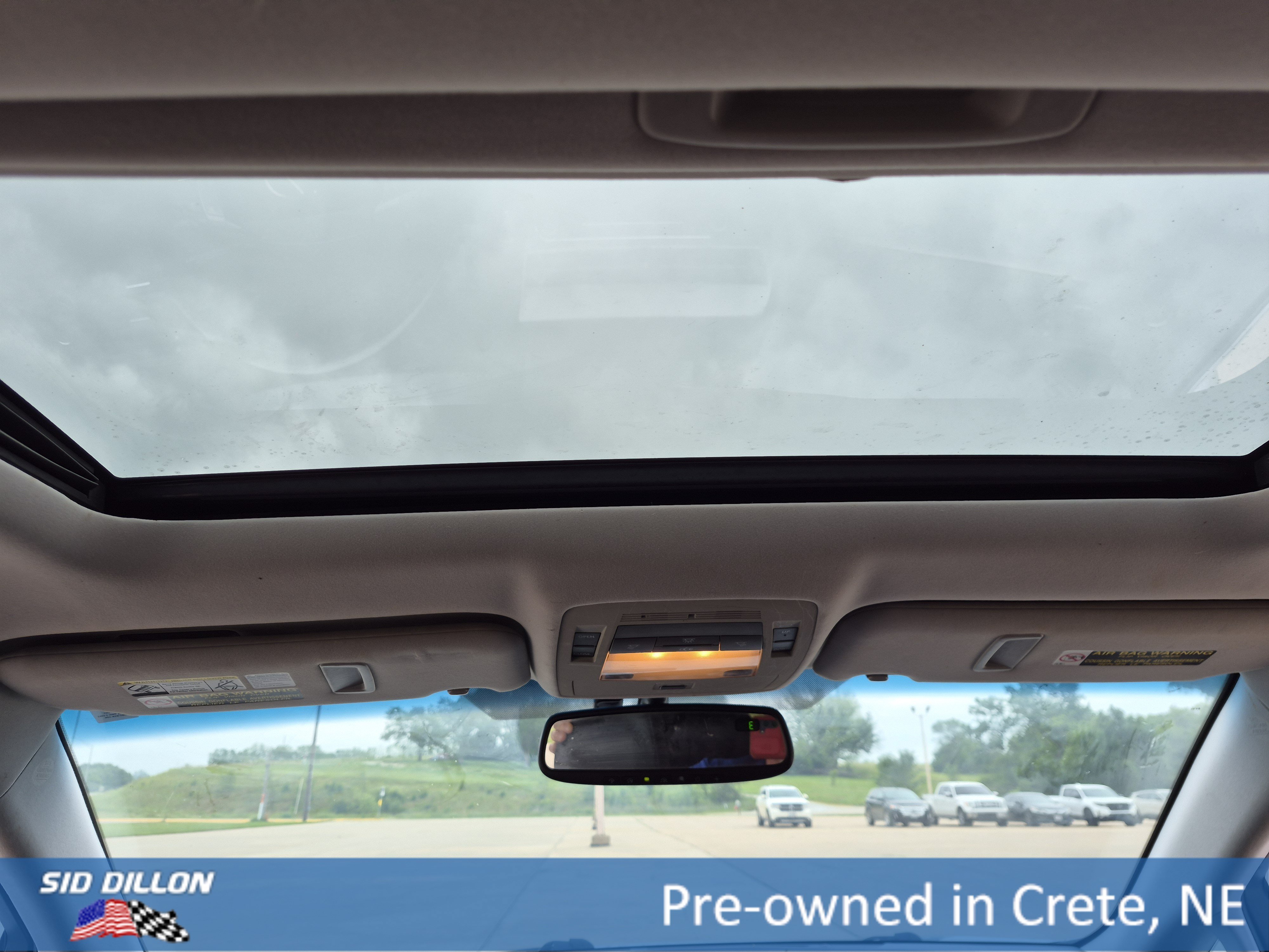 Used 2013 Silver Lining Metallic Lexus Base image 9