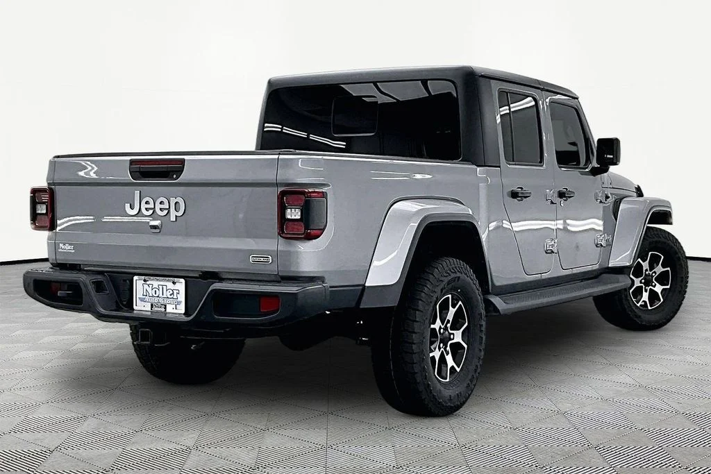 Certified 2020 Jeep Gladiator Overland with VIN 1C6HJTFGXLL181379 for sale in Kansas City