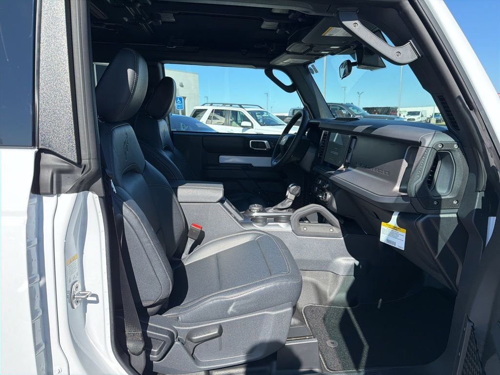 New 2026 Oxford White Ford Badlands® image 15