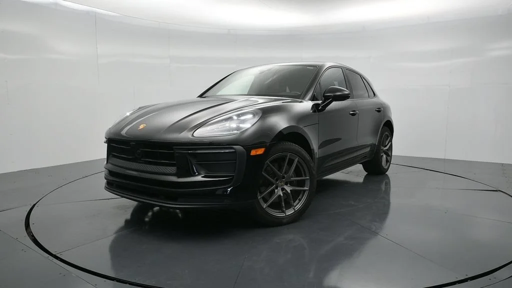 2023 Porsche Macan
