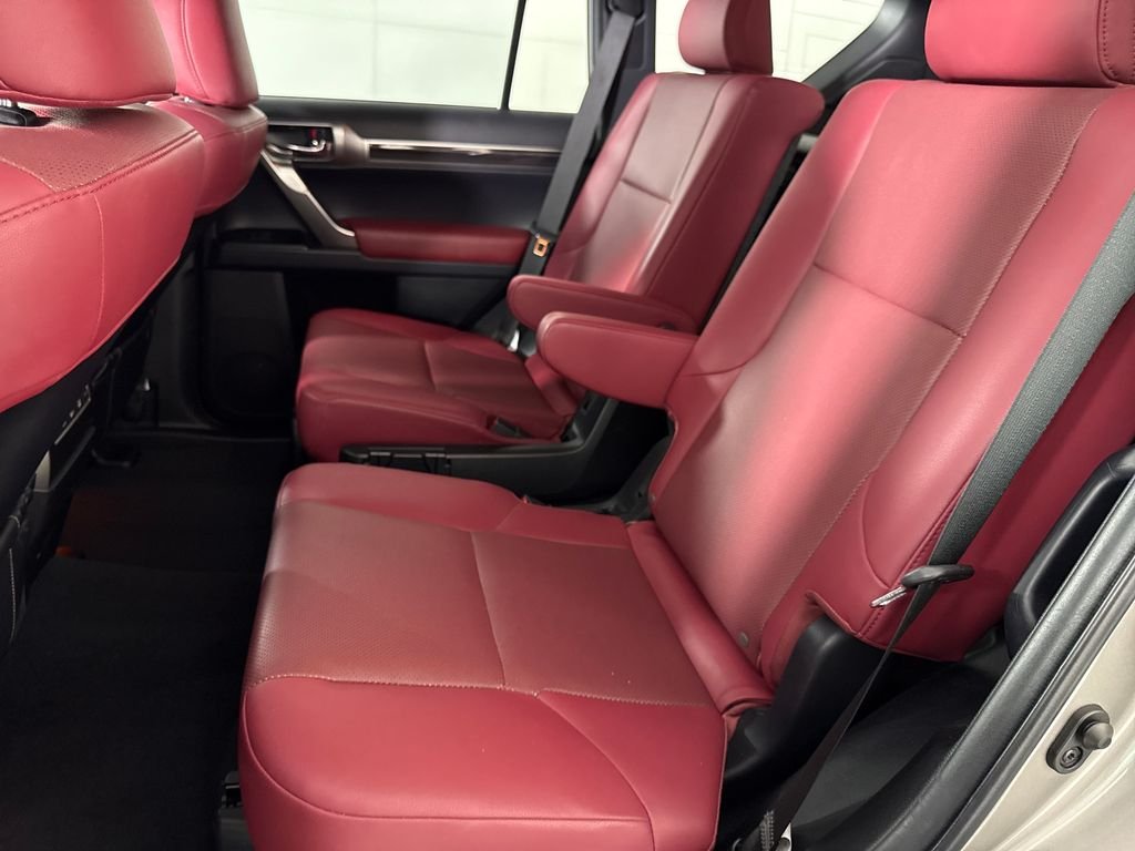Used 2022 Silver Lexus 460 image 13