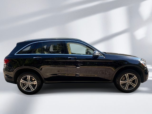 Used 2022 Black Mercedes-Benz GLC 300 image 6