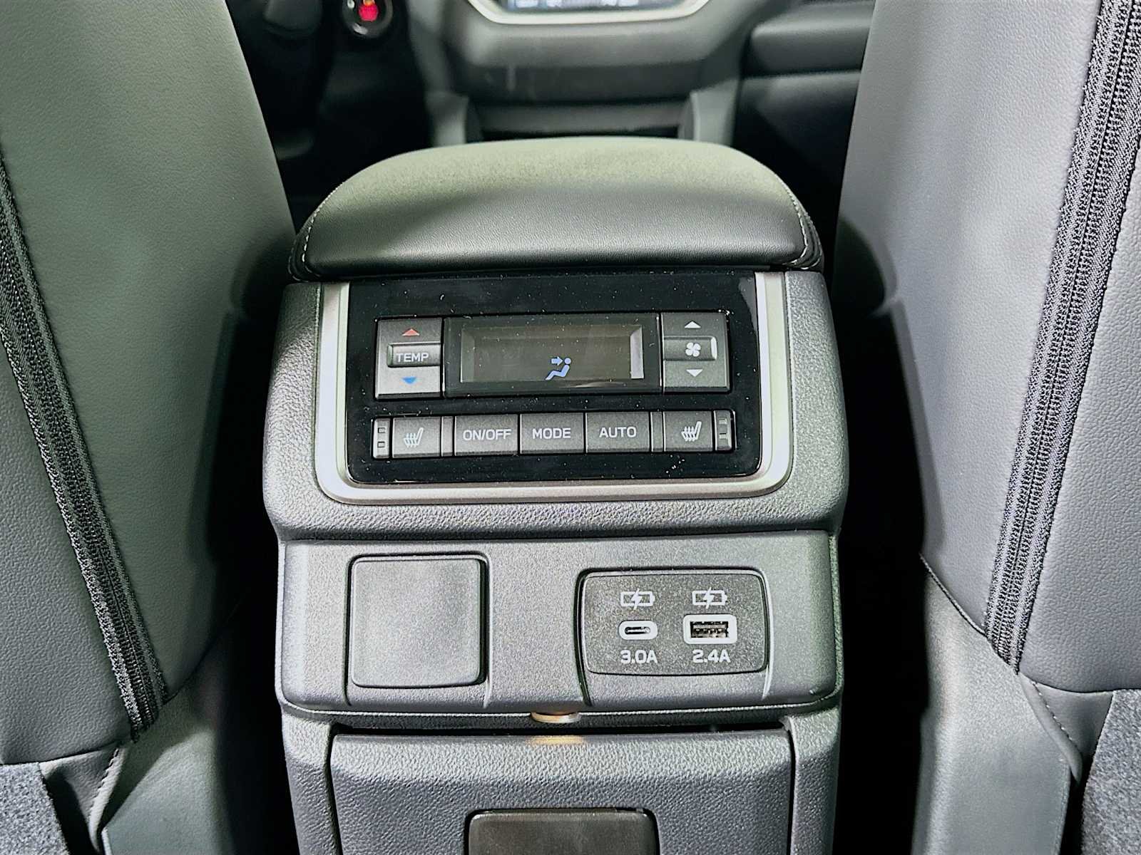 New 2026 AUTUMN GREEN METALLIC Subaru Limited 7-Passenger image 24