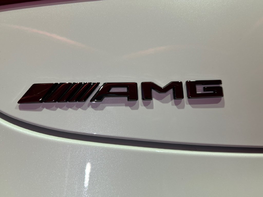 New 2027 MANUFAKTUR Moonlight White Metallic Mercedes-Benz AMG® CLE 53 4MATIC+ Cabriolet image 23