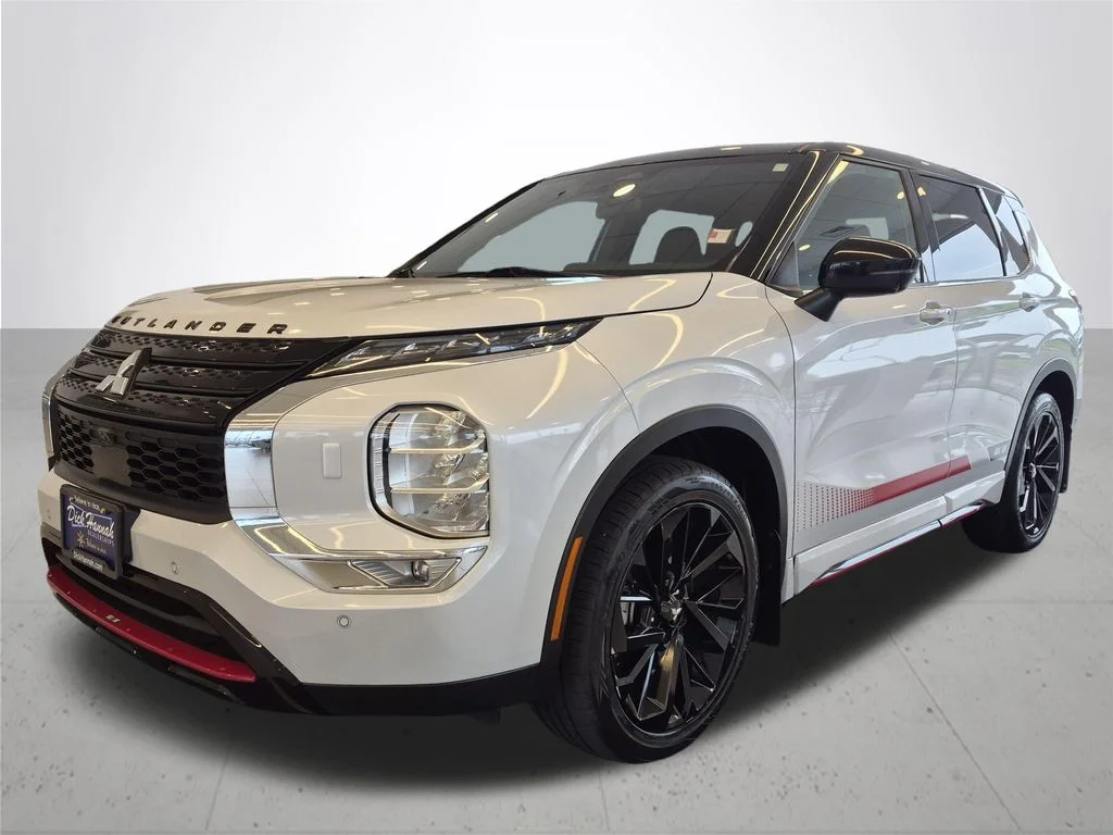 Used 2024 White Mitsubishi SE Ralliart image 2