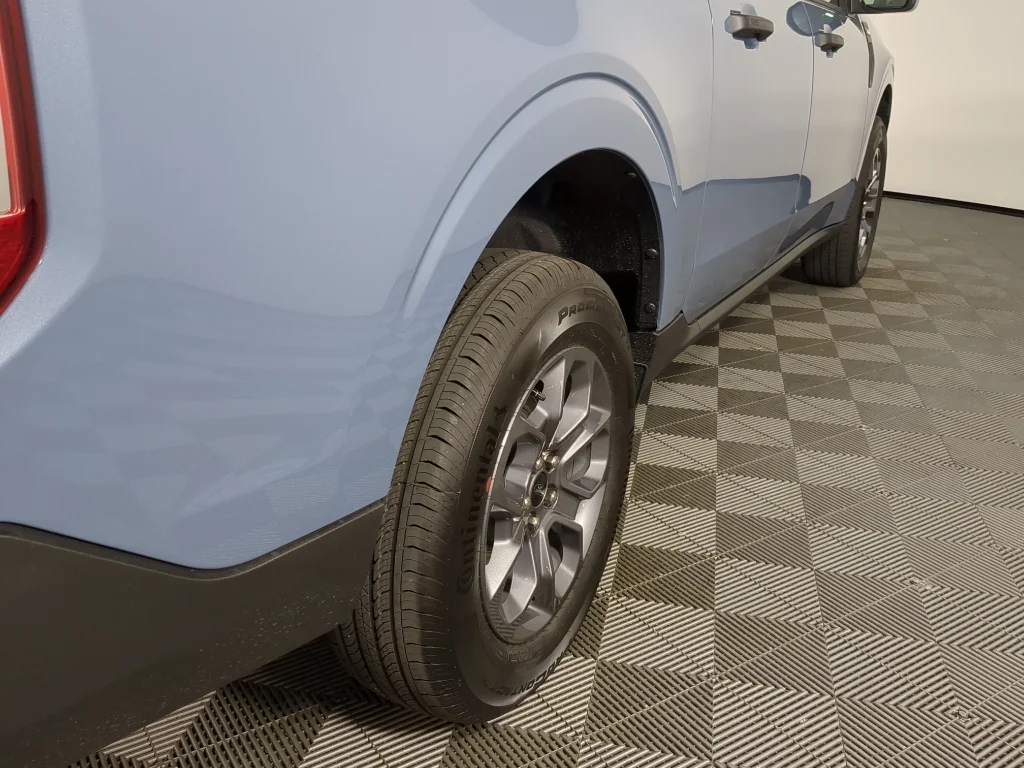 New 2026 Azure Gray Metallic Tri-Coat Ford XLT image 8