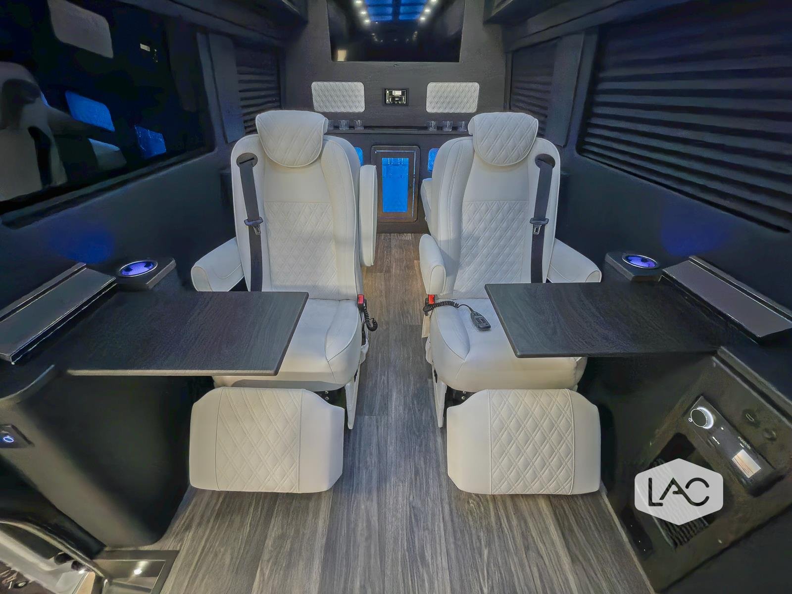 New 2027 WHITE OGV LUXURY COACH 170EXT image 9