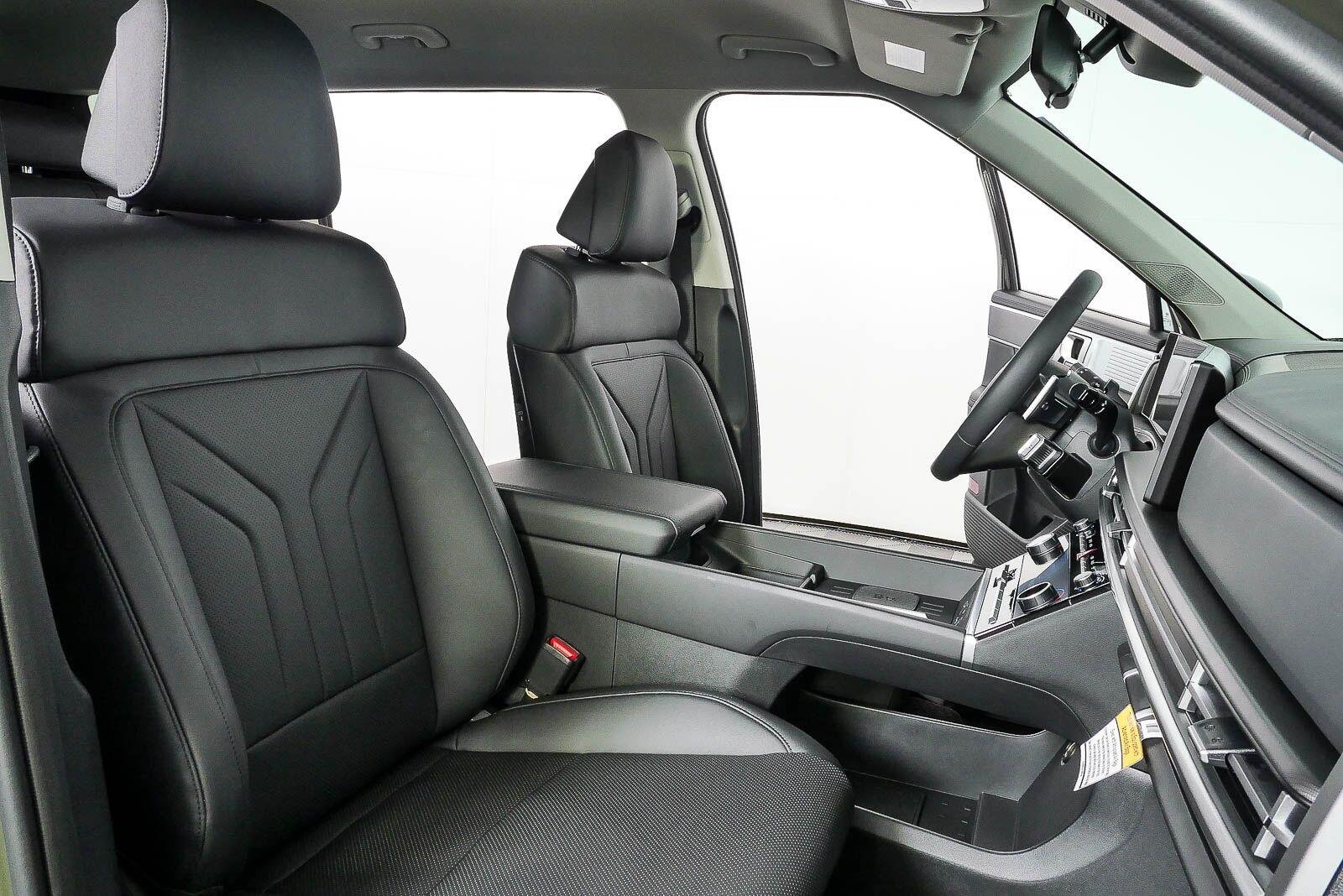 New 2026 Rockwood Green Hyundai SEL FWD image 20