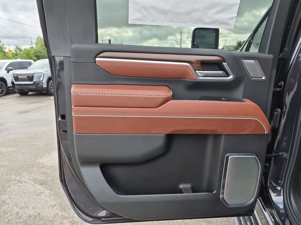 2026 GMC Sierra 2500HD Denali Ultimate - Photo 37