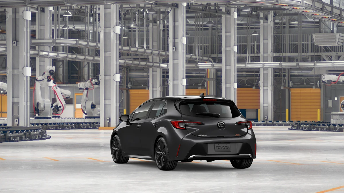 New 2026 Magnetic Gray Meta Toyota XSE image 18