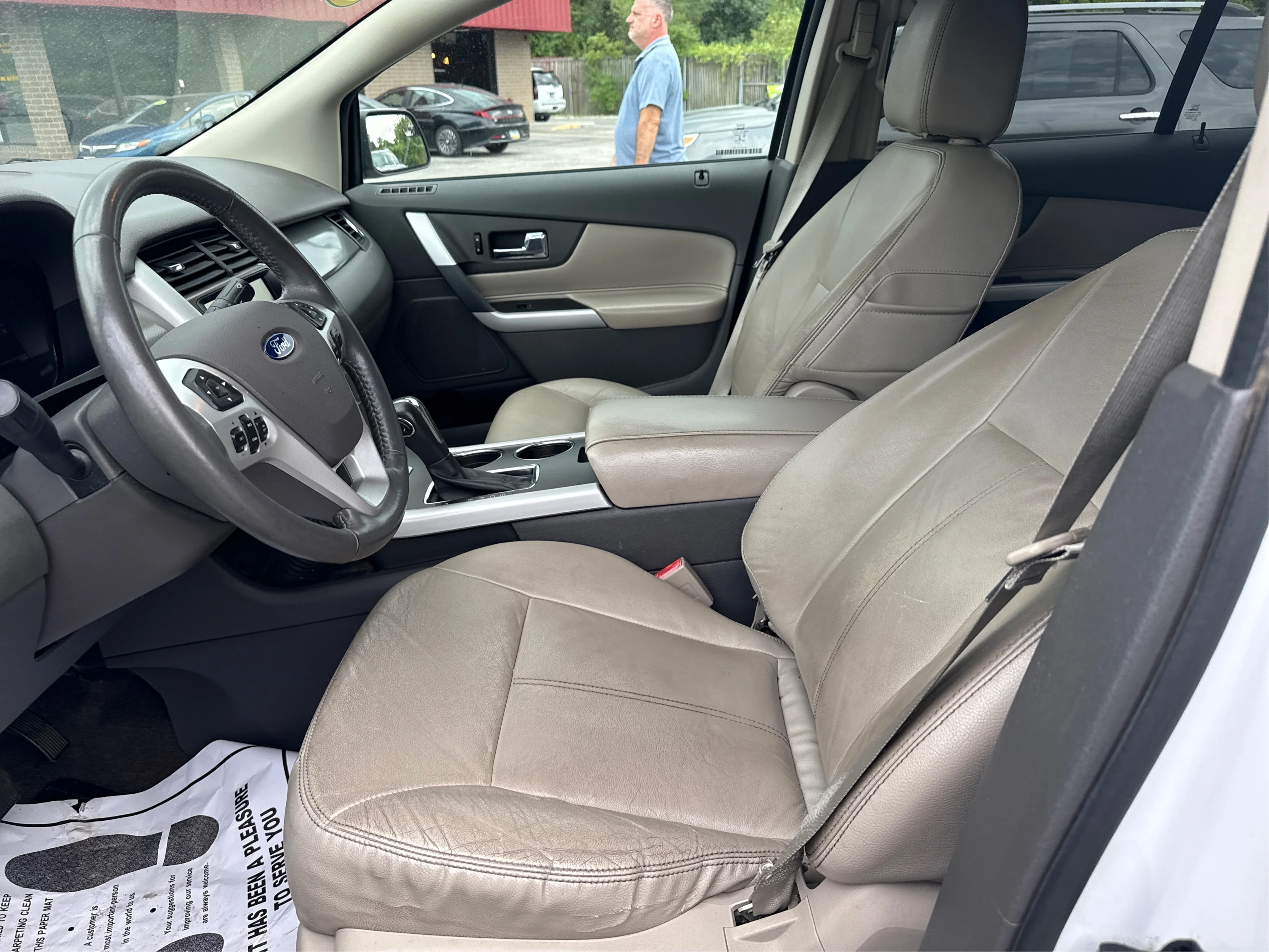 Used 2014 White Ford SEL image 9