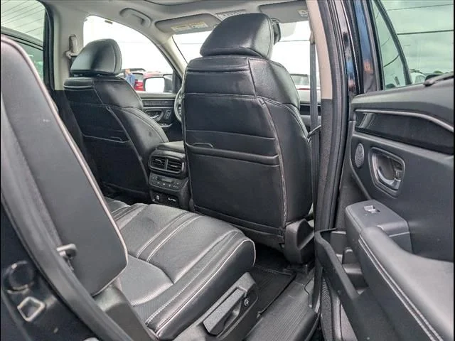 2023 Honda Pilot Elite - Photo 21