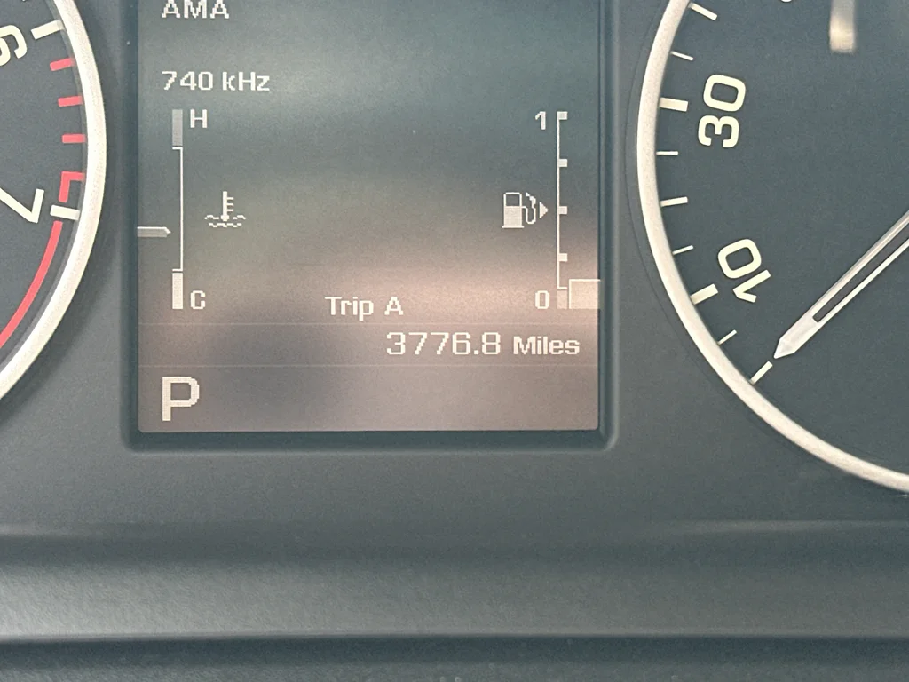 Used 2013 Fuji White Land Rover HSE LUX image 19