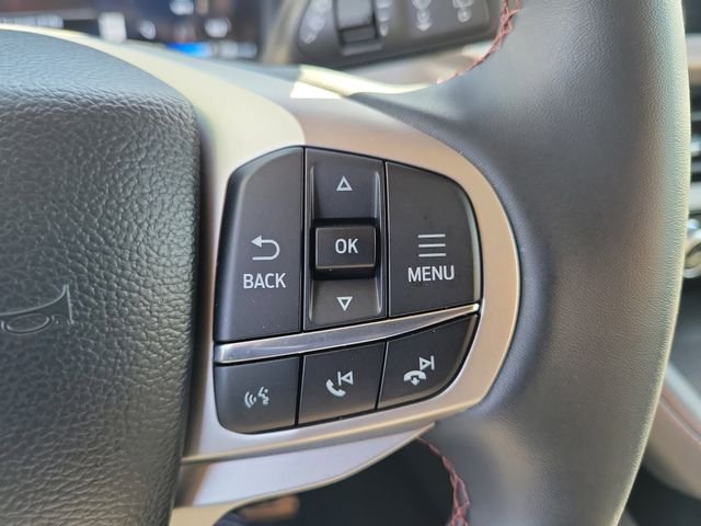 Used 2025 Carbonized Gray Metallic Ford Active image 6