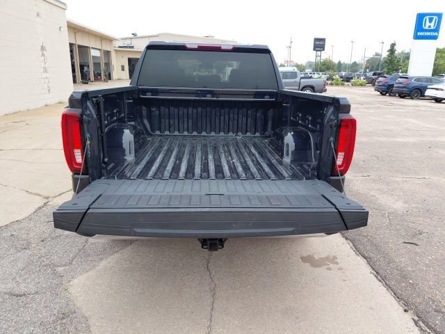 Used 2025 Titanium Rush Metallic GMC SLT image 33