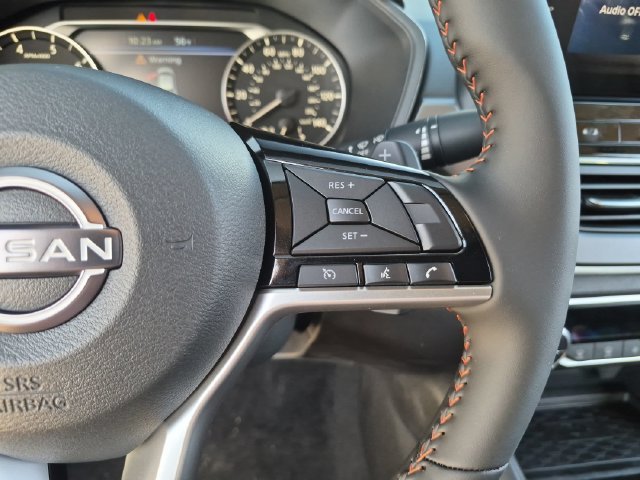 New 2026 Pearl White TriCoat / Super Black Two-tone Nissan SR Midnight Edition® image 15