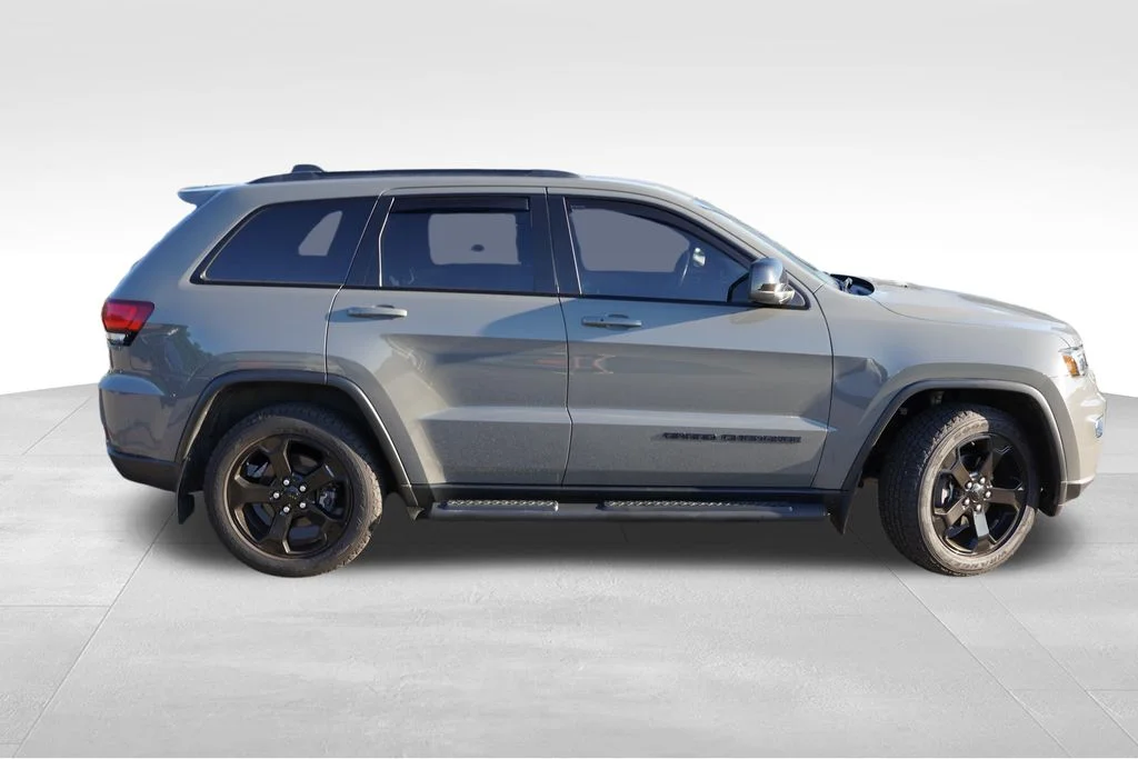 Used 2020 Sting-Gray Clearcoat Jeep Upland Edition image 2