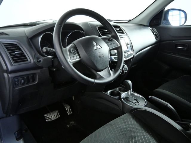 Used 2015 Gray Mitsubishi GT image 16