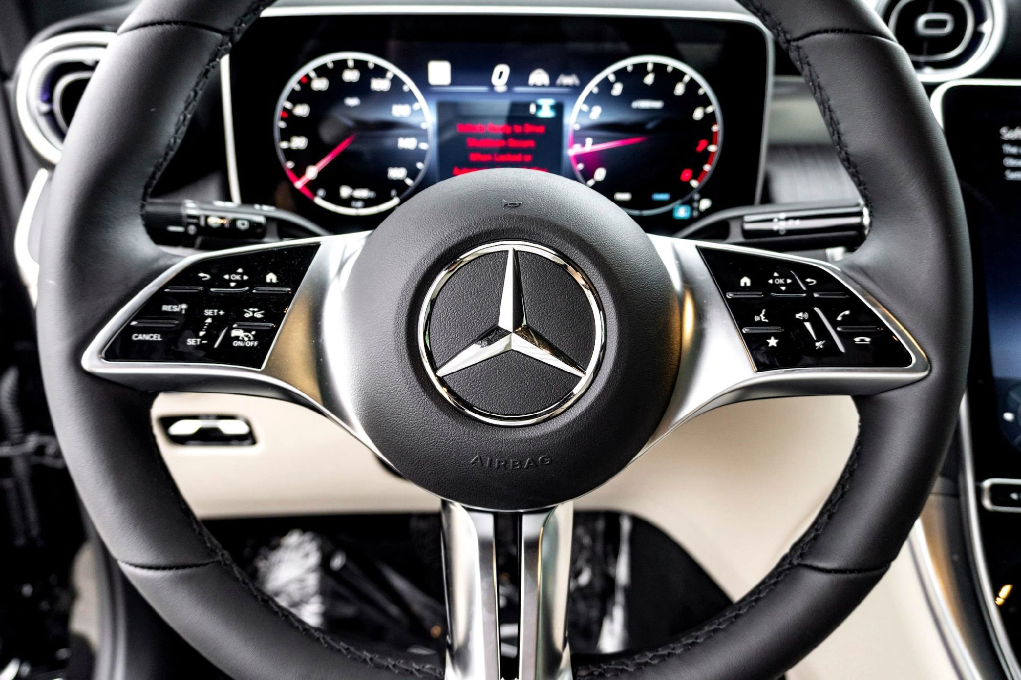 New 2026 Obsidian Black Metallic Mercedes-Benz GLC 300 image 12