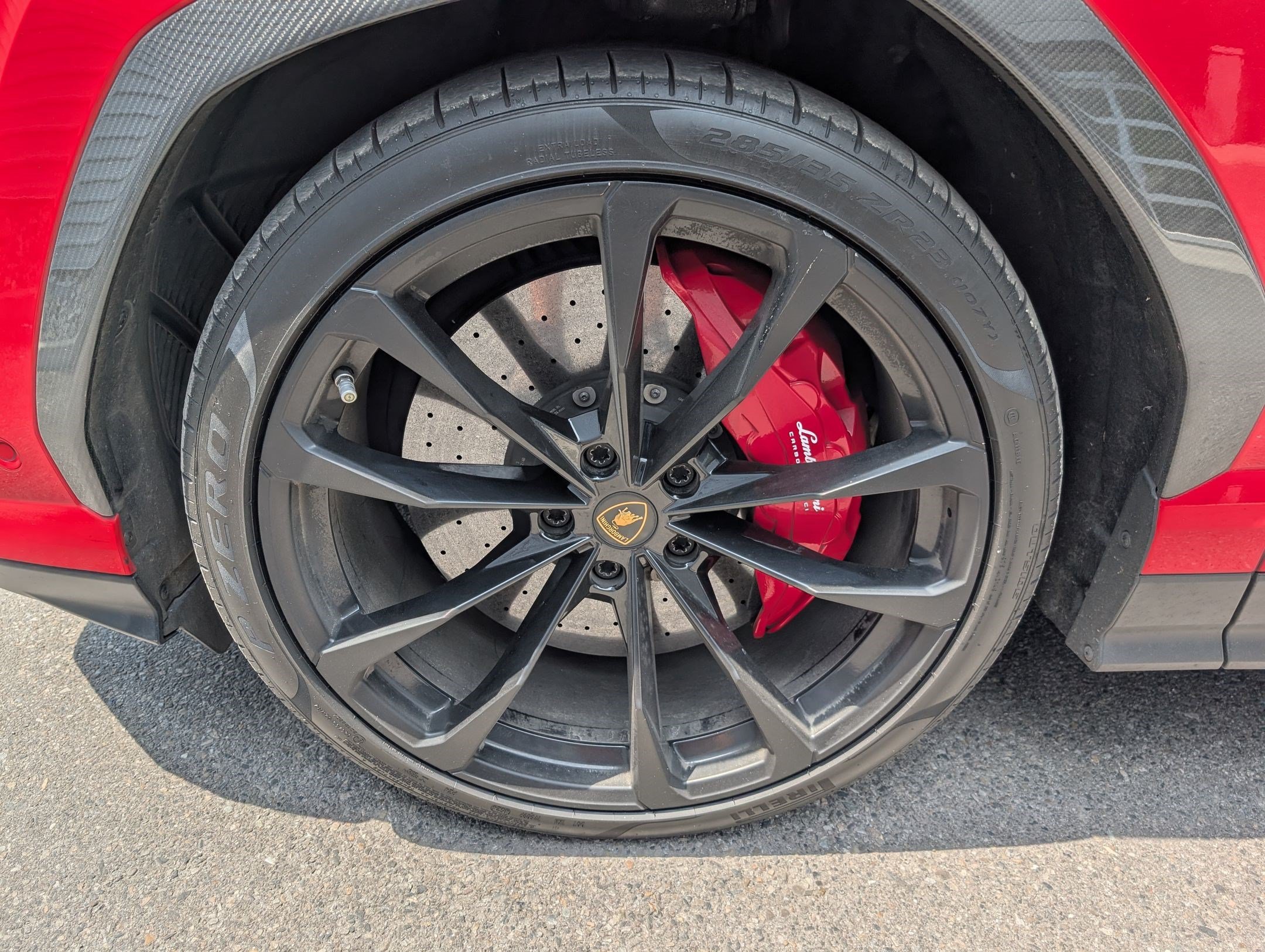 Used 2020 Red Lamborghini Base image 11