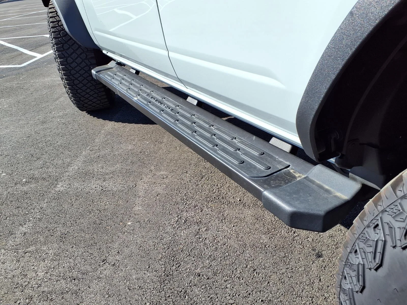 Used 2024 Cactus Gray Ford Wildtrak image 33
