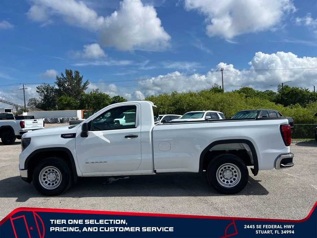 New 2026 Summit White GMC Pro image 4
