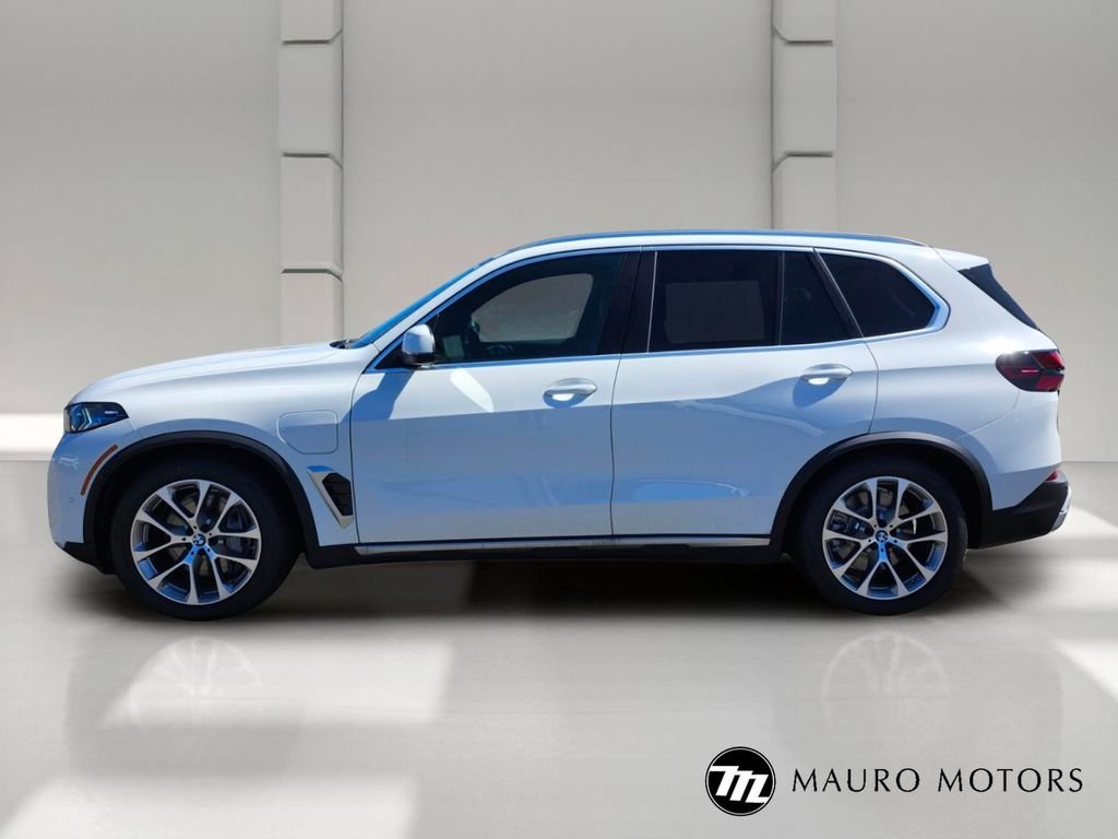 New 2026 White BMW xDrive50e image 2