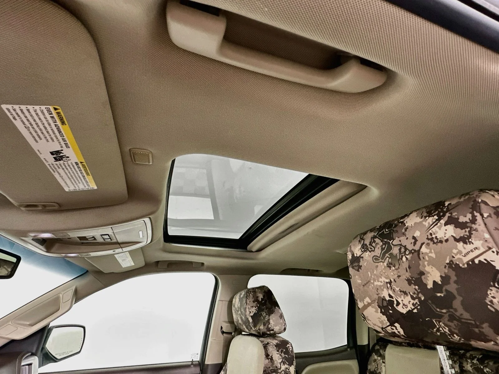 Used 2015 Bronze Alloy Metallic GMC SLT image 24