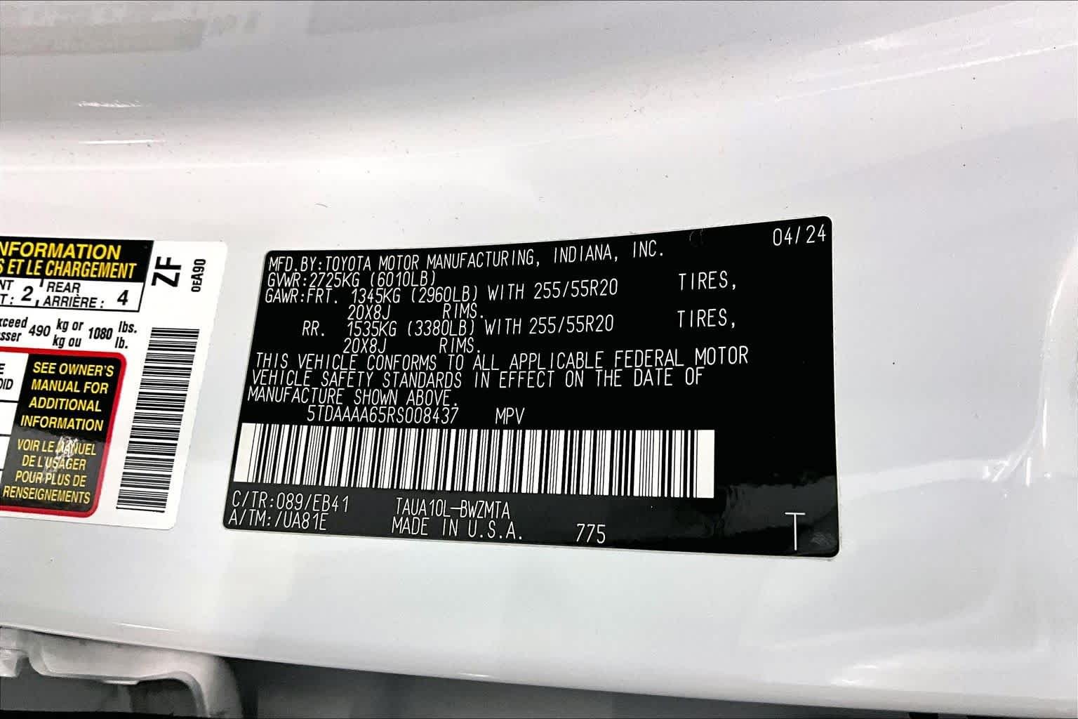 Certified Used 2024 Wind Chill Pearl Lexus Premium image 36
