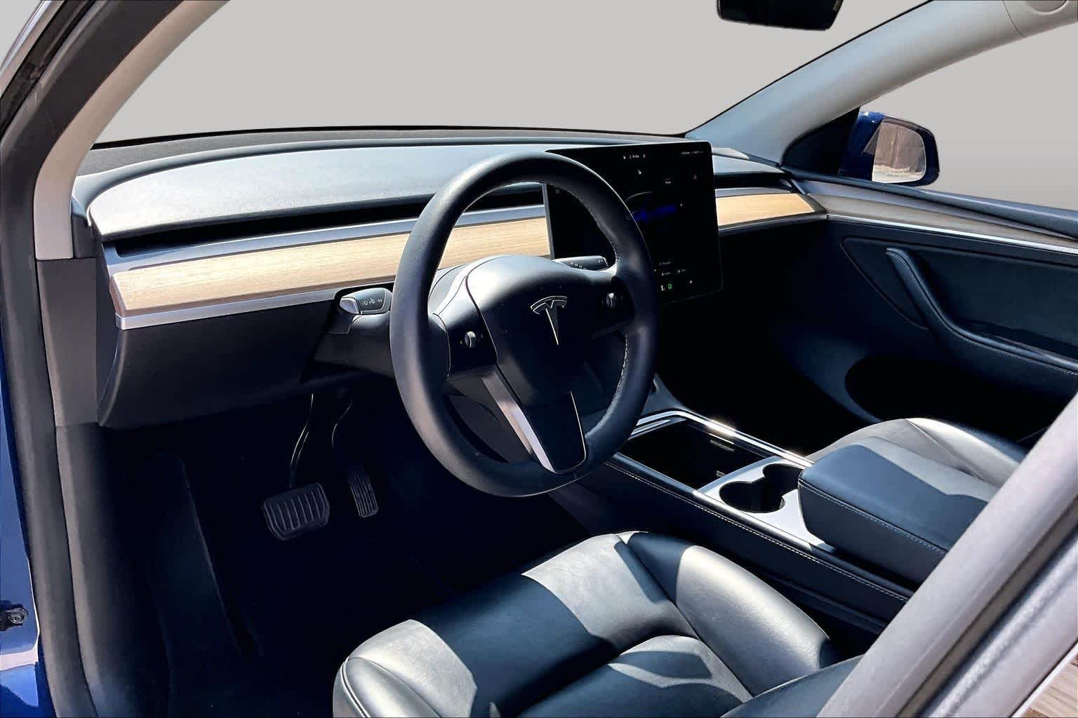 Used 2023 Deep Blue Metallic Tesla Long Range image 28
