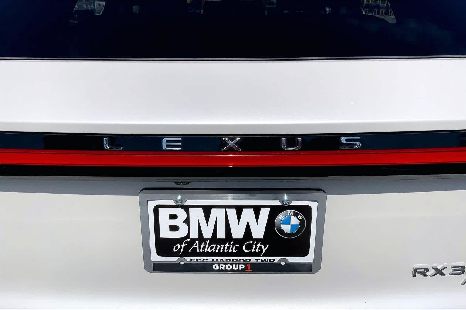Used 2024 Eminent White Pearl Lexus Premium image 9