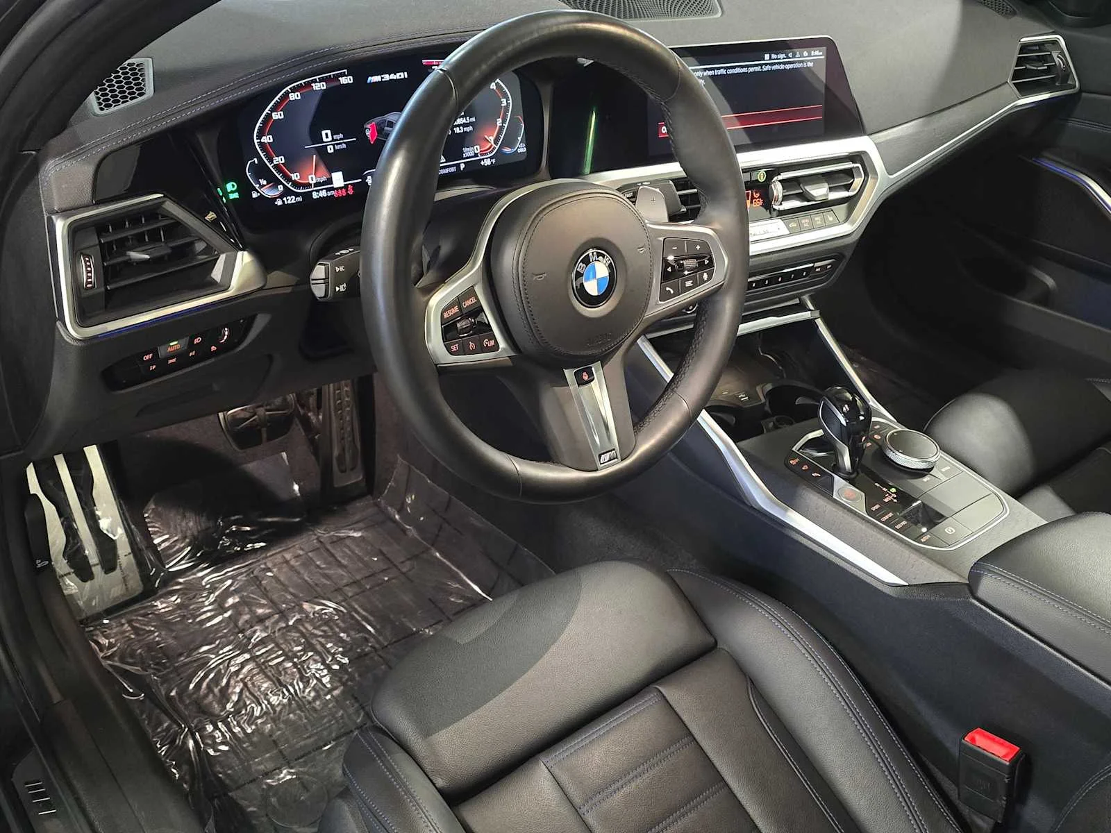 Used 2021 Mineral Gray Metallic BMW xDrive image 2