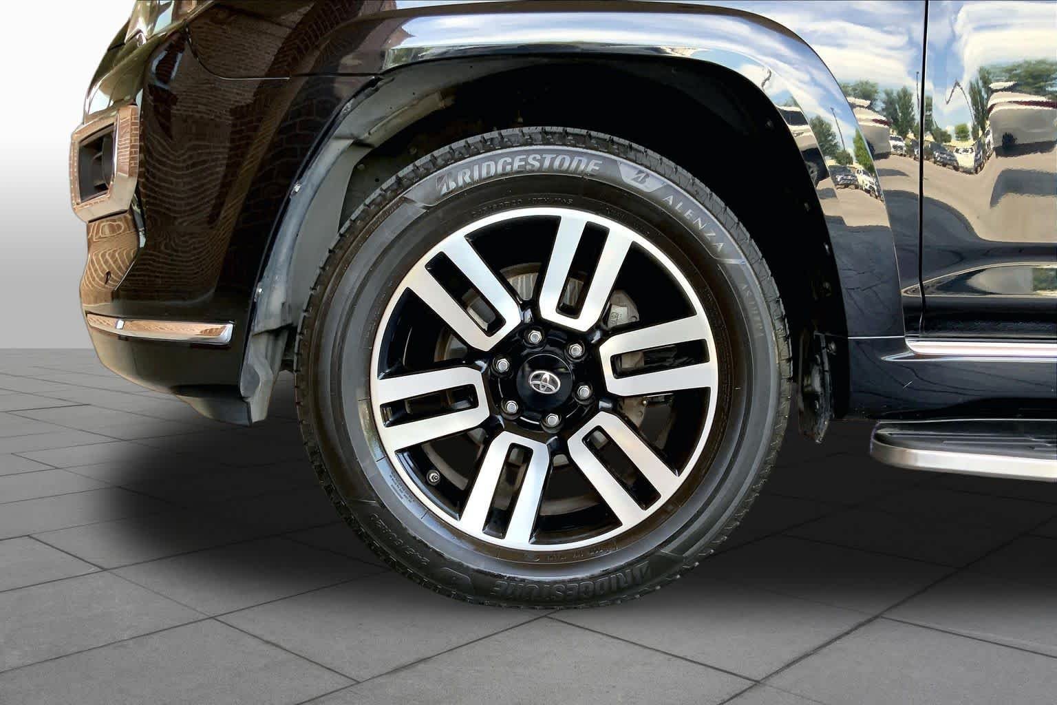 Used 2018 Midnight Black Metallic Toyota Limited image 11