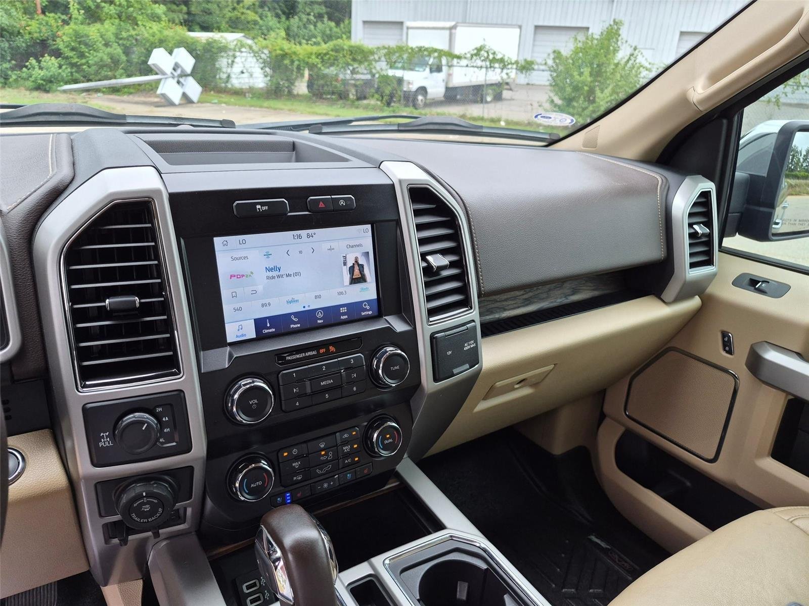 Used 2019 Ingot Silver Metallic Ford LARIAT image 19