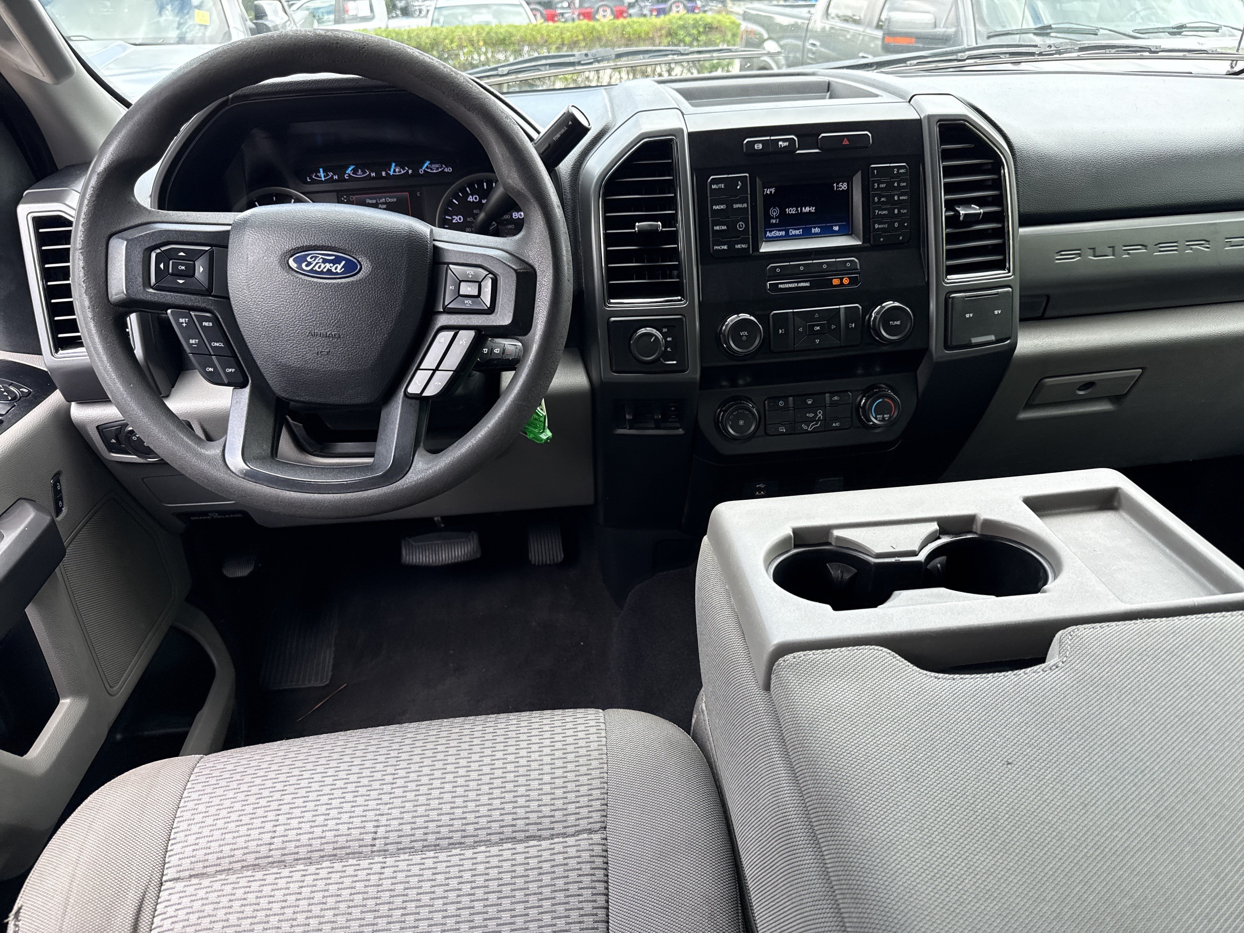 Used 2019 Oxford White Ford XLT image 23