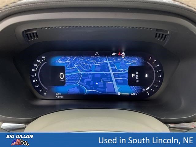 Used 2023 Denim Blue Metallic Volvo Ultimate Bright Theme image 11