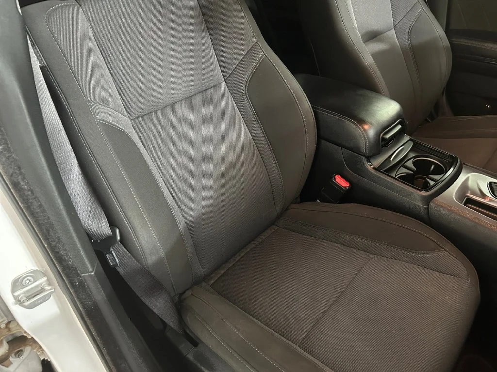 Used 2019 White Dodge SXT image 14