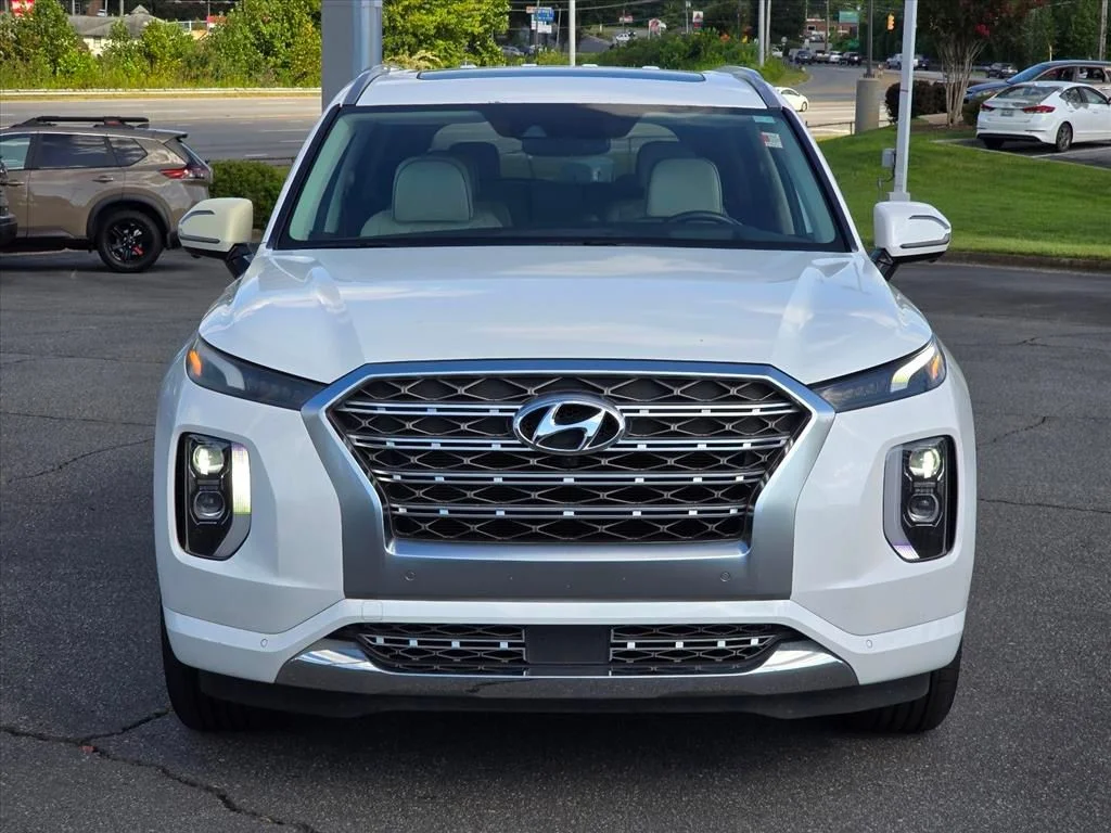 Used 2020 White Hyundai Limited image 22