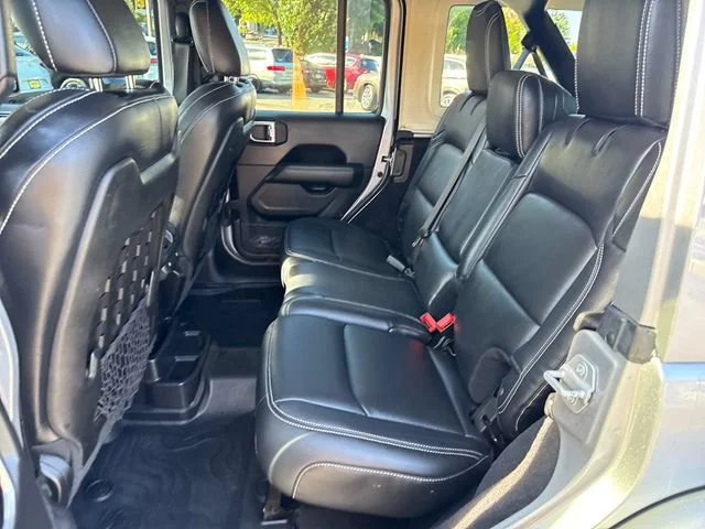 Used 2019 Billet Silver Metallic Clearcoat Jeep Unlimited Rubicon image 13