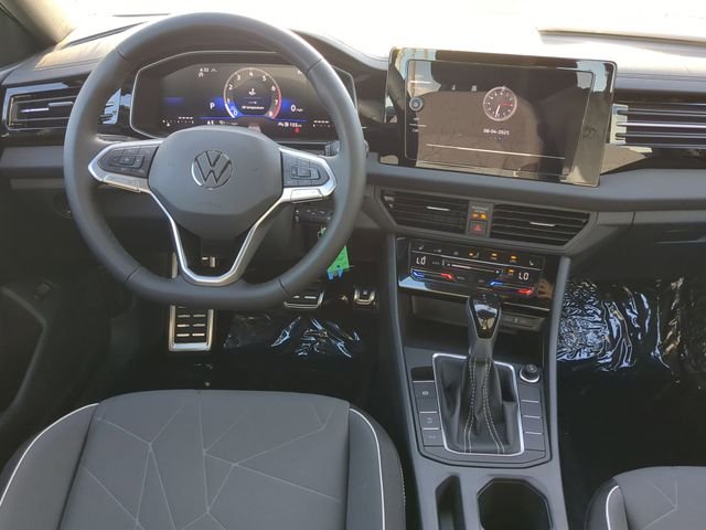 2025 Volkswagen Jetta Sport - Photo 13