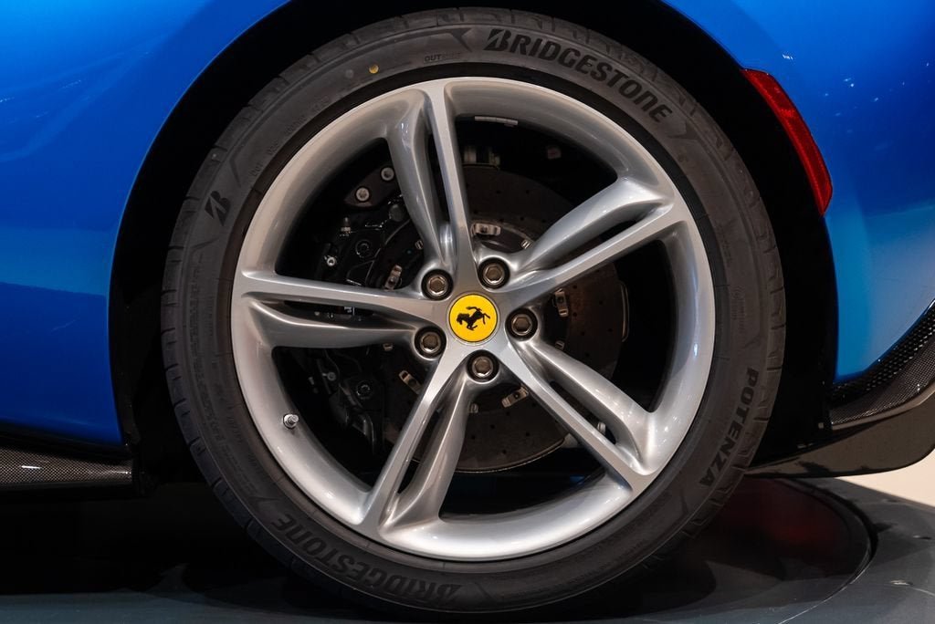 Certified Used 2023 Blu Corsa Ferrari  image 14