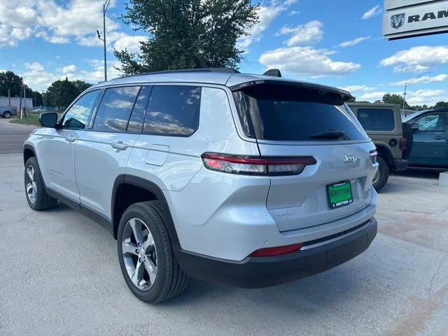 New 2026 Silver Zynith Jeep Limited image 7