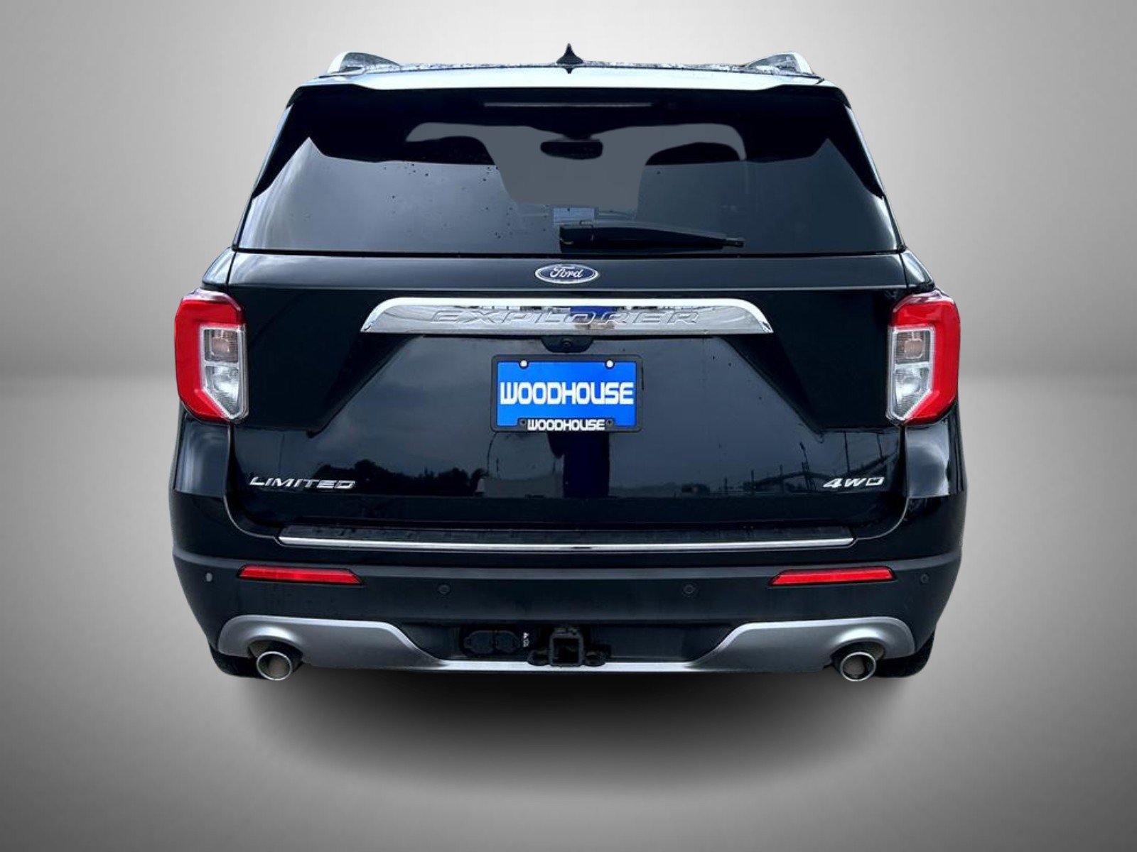 Used 2022 Black Ford Limited image 6