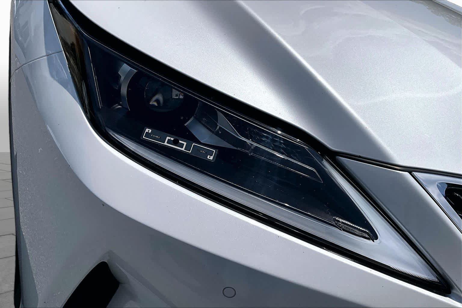 Used 2022 Eminent White Pearl Lexus  image 28