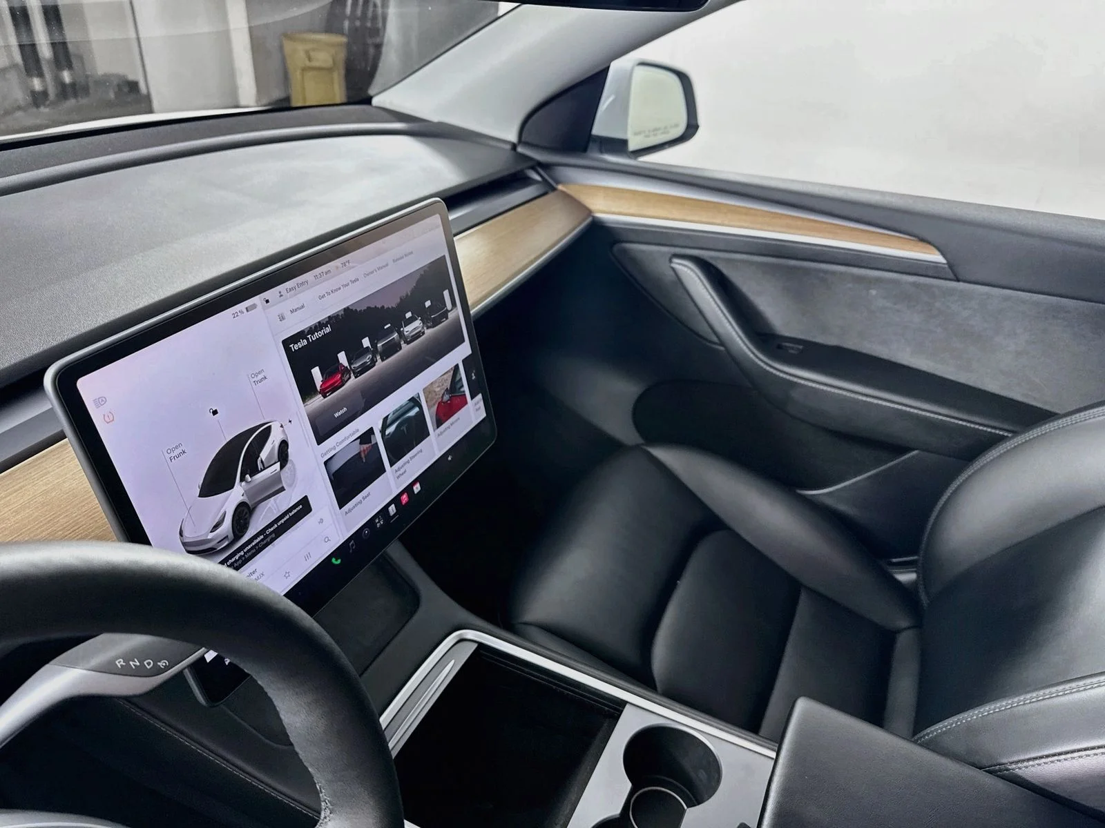 Used 2023  Tesla Long Range image 6