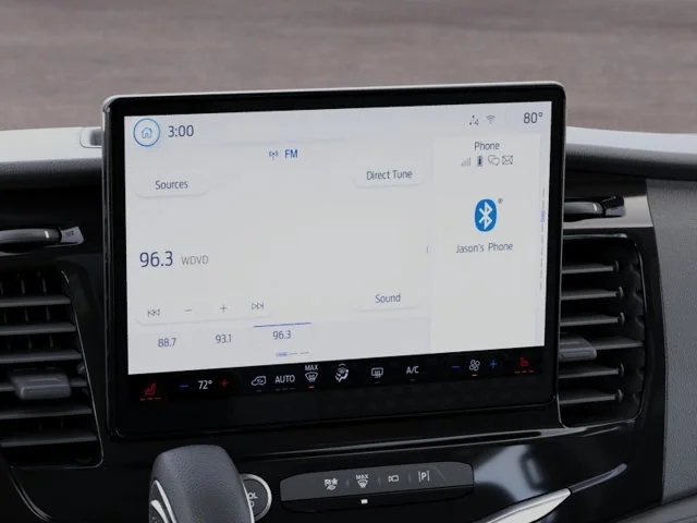 New 2027 Oxford White Ford XLT image 14