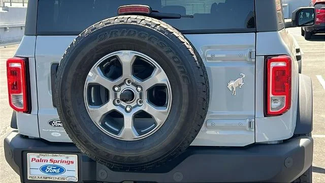 New 2026 Avalanche Gray Ford Big Bend® image 28