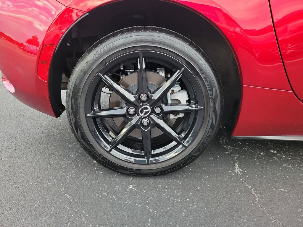 Used 2025 Red Crystal Mazda Sport image 13