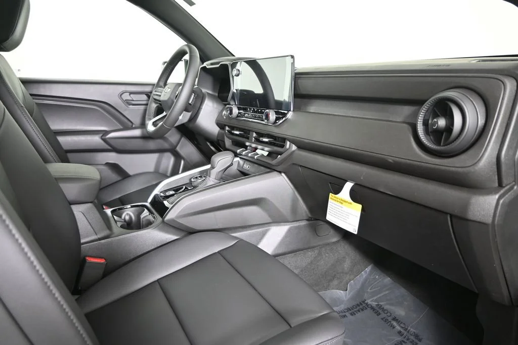 2026 Chevrolet Colorado Trail Boss - Photo 15